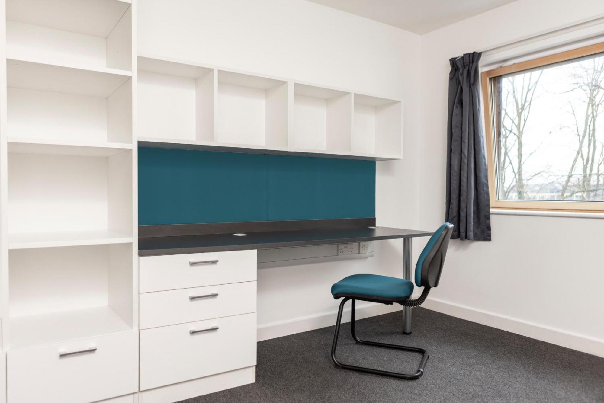 Wenlock Court Aparthotel Лутън Екстериор снимка